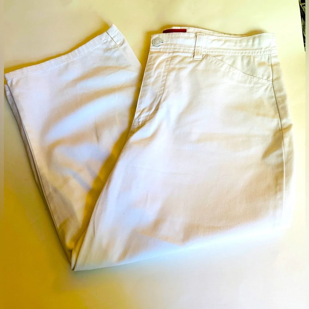 Gloria Vanderbilt White Capris Cotton Stretch Blend Size 8